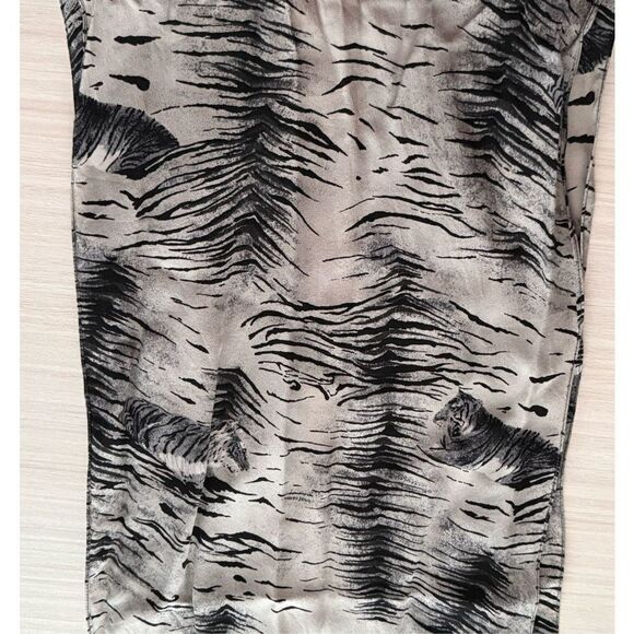 Animal Print Sheer Scarf - Picture 7 of 11